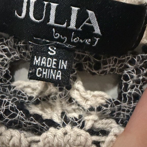 Julia Black & White Crochet Granny Square Crop Top S - Picture 2 of 3